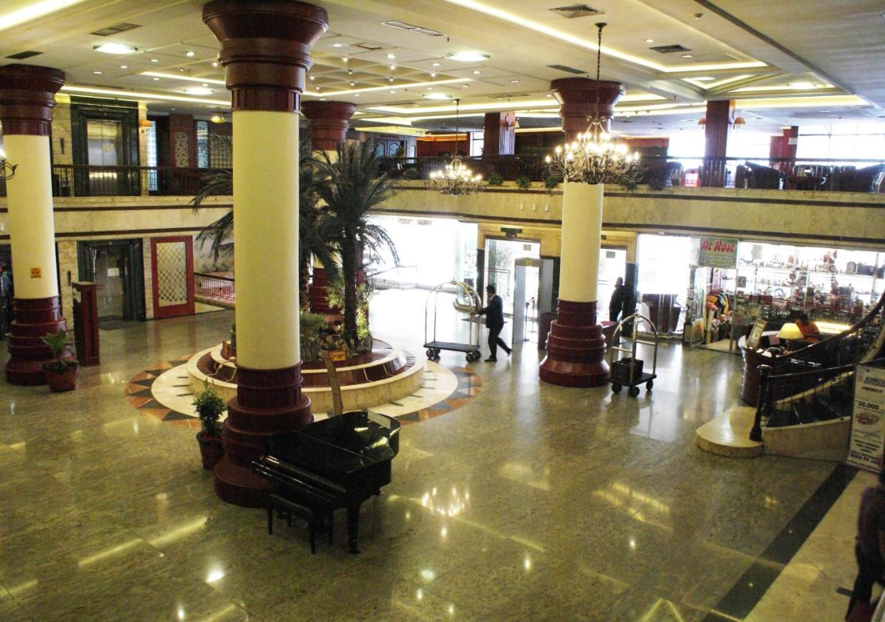 Hotel Soechi International Medan Exterior foto